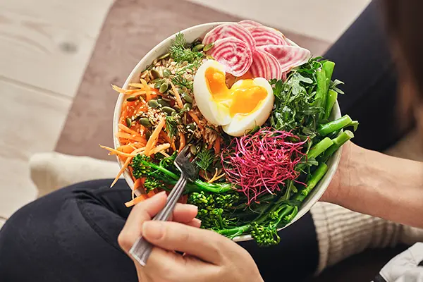 Råkost med kokt ägg